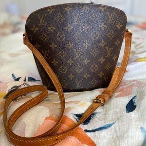 Louis Vuitton Drouot crossbody bag LV vintage monogram